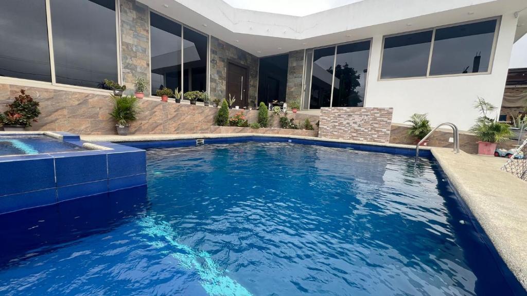 Casa con piscina privada