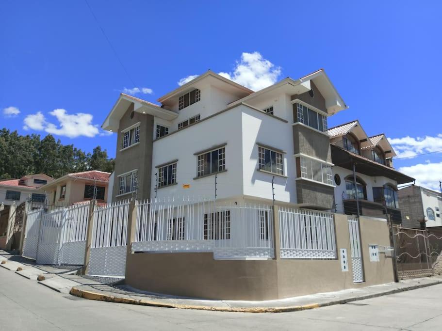 Departamento El Rosal 2