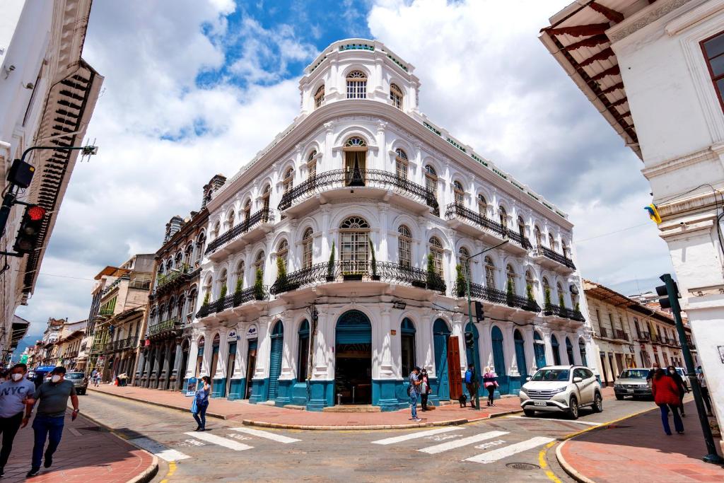 Del Parque Hotel & Suites