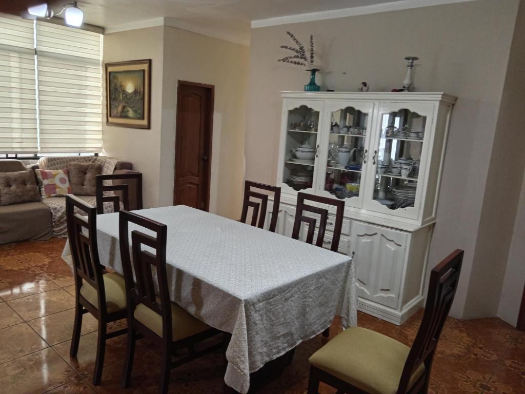 Suite full equipado, céntrico y con garage