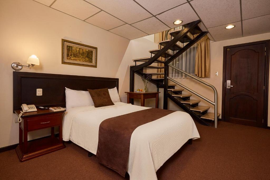 Hotel Podocarpus
