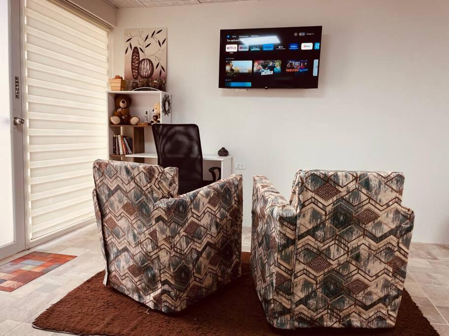 Machala cómoda suite privada con parqueo en urb