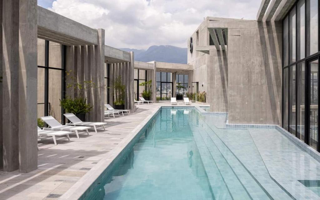 IQON - Best Building in Quito